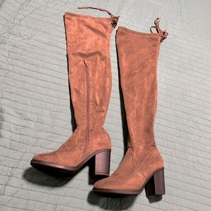Semi shade knee high boots